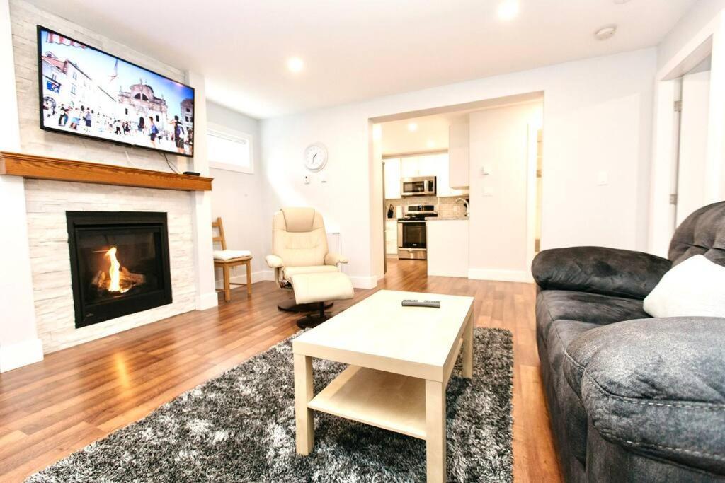 Esquimalt Lagoon Life Apartamento Victoria Exterior foto
